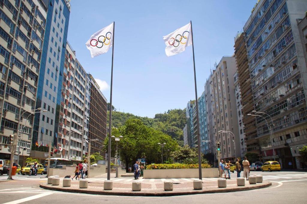 Studio Completo Na Praia De Copacabana Com Ar, Wifi, Netflix, Ate 4 Pessoas, Fundos Claro E Silencioso, Pauloangerami Pj135 Rio de Janeiro Zewnętrze zdjęcie