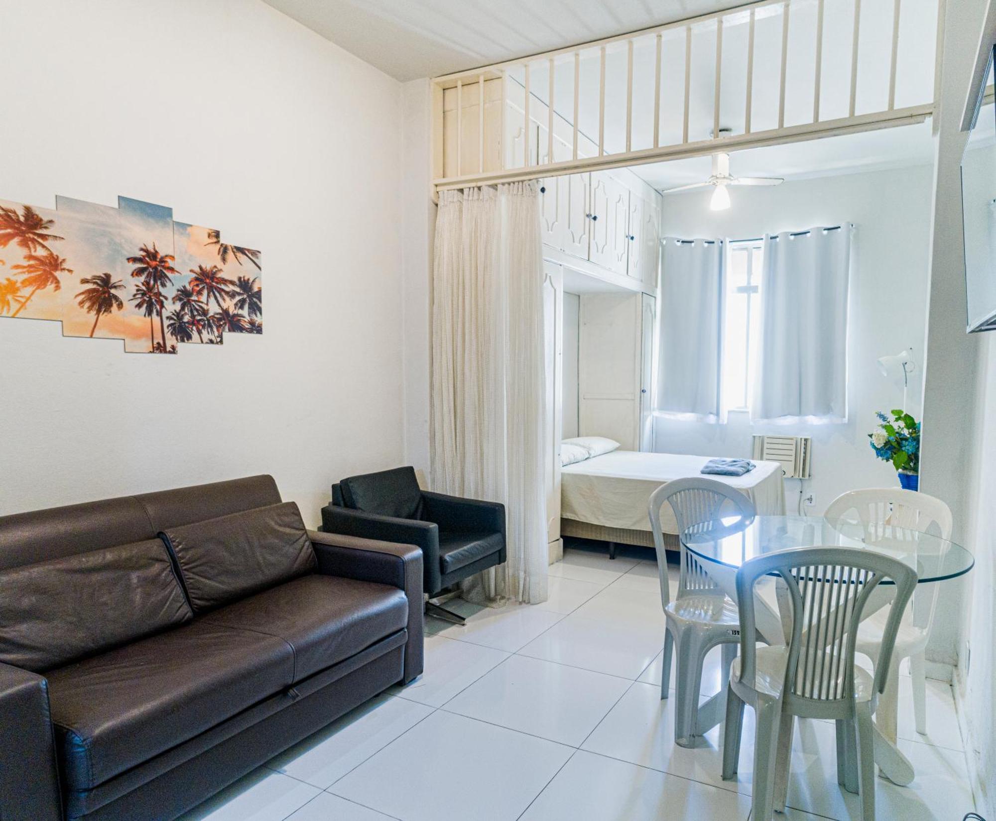 Studio Completo Na Praia De Copacabana Com Ar, Wifi, Netflix, Ate 4 Pessoas, Fundos Claro E Silencioso, Pauloangerami Pj135 Rio de Janeiro Zewnętrze zdjęcie