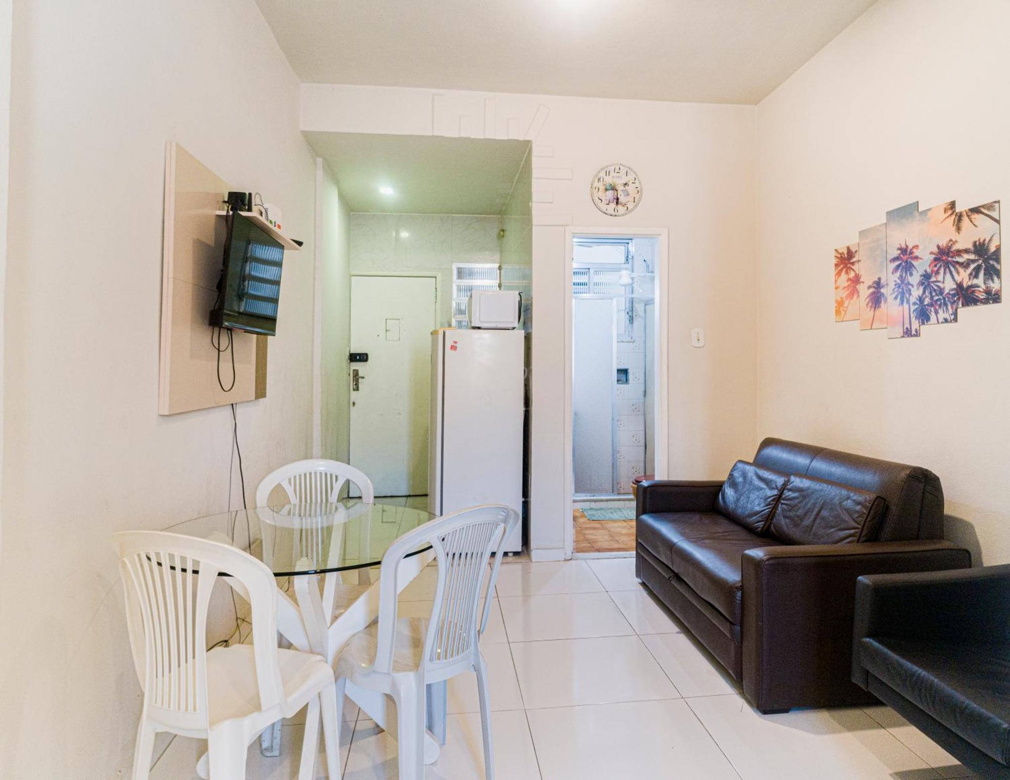 Studio Completo Na Praia De Copacabana Com Ar, Wifi, Netflix, Ate 4 Pessoas, Fundos Claro E Silencioso, Pauloangerami Pj135 Rio de Janeiro Zewnętrze zdjęcie